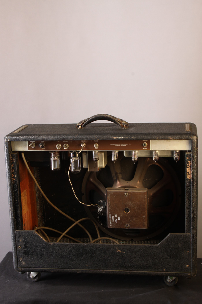 Installing casters on fender amp marsim