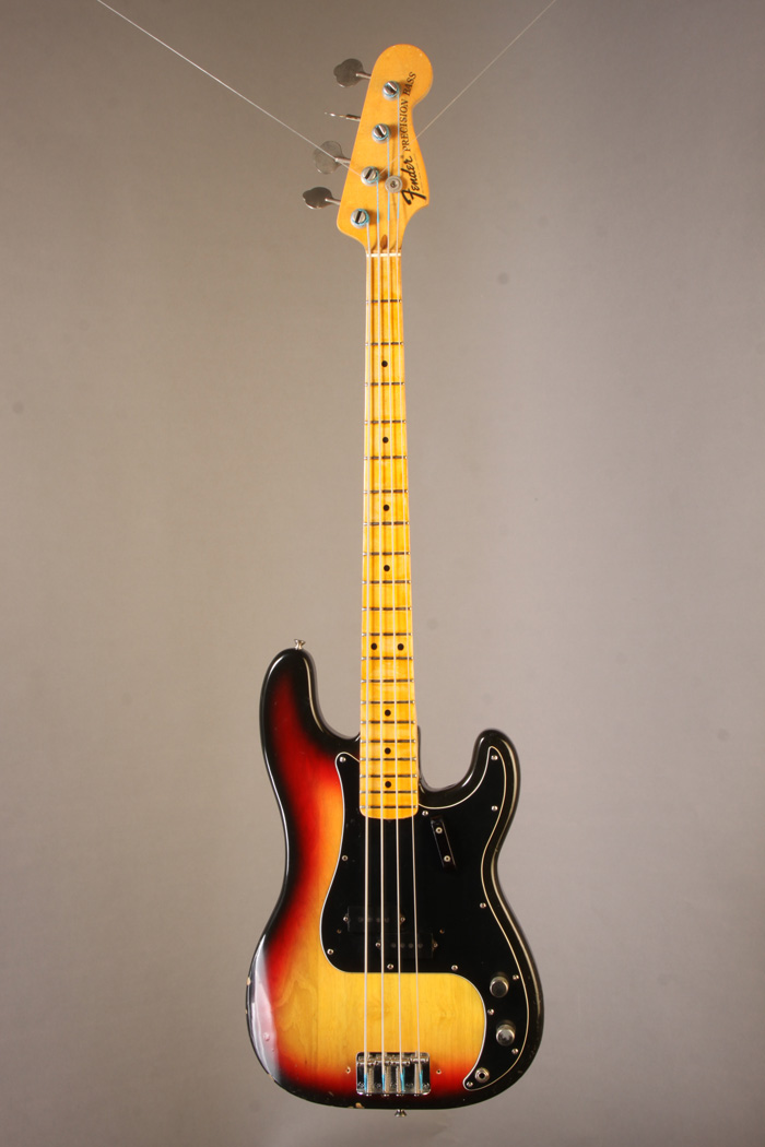 BF3089 Fender Precision Bass 1972